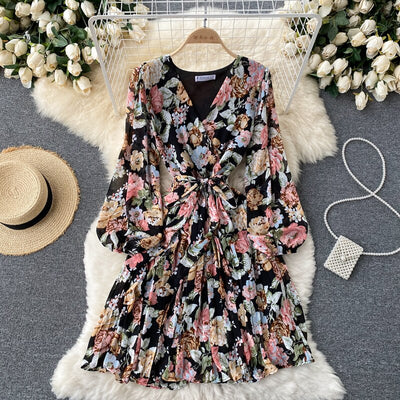 French Floral Dress Women Spring Autum Sexy V-neck Tie Ruffle Chiffon Boho Dress Woman Sweet Pleated Bandage Dress Long Robe